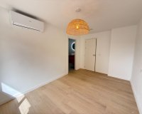 Resale - Apartment - Torrevieja - Playa de los Naufragos
