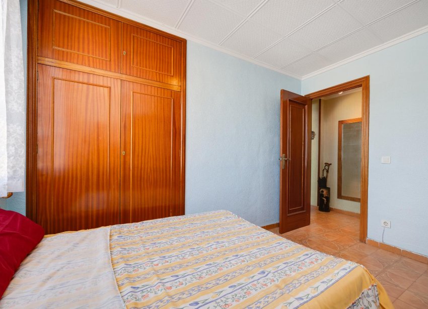 Resale - Apartment - Torrevieja - Playa del Acequión