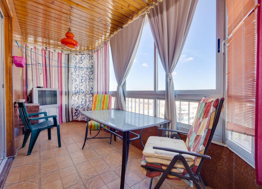 Resale - Apartment - Torrevieja - Playa del Acequión