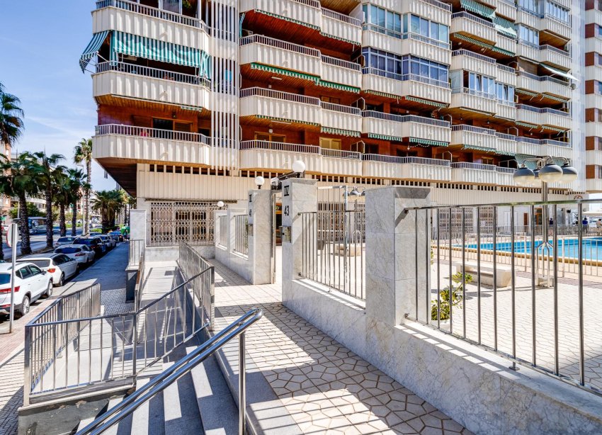 Resale - Apartment - Torrevieja - Playa del Acequión