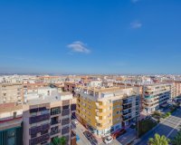 Resale - Apartment - Torrevieja - Playa del Acequión