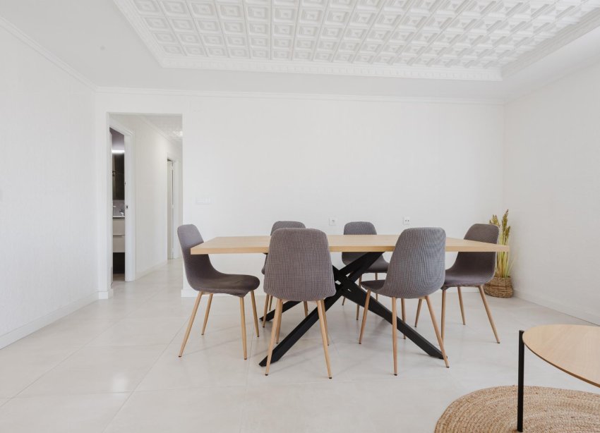 Resale - Apartment - Torrevieja - Playa del Acequión