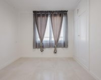 Resale - Apartment - Torrevieja - Playa del Acequión