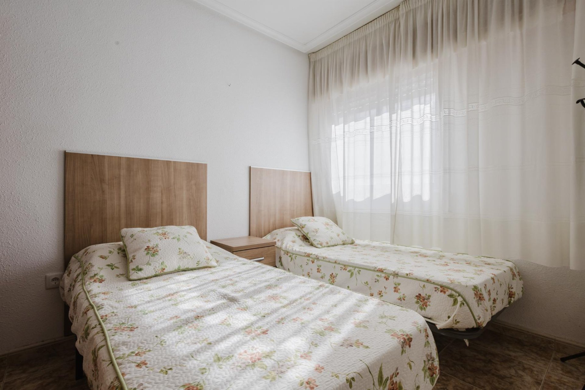 Resale - Apartment - Torrevieja - Playa del Acequión