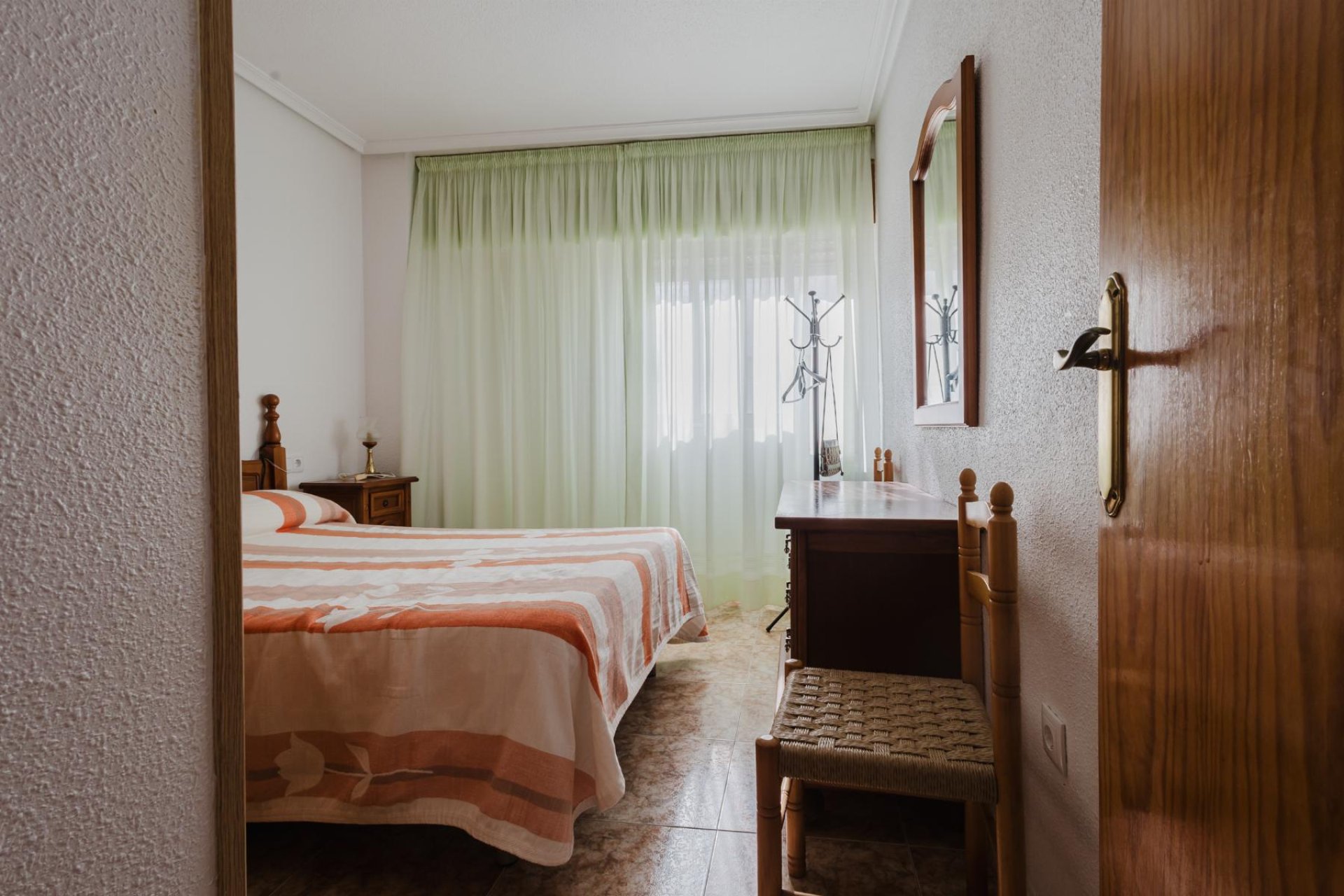 Resale - Apartment - Torrevieja - Playa del Acequión