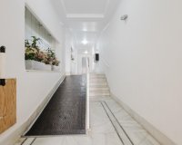 Resale - Apartment - Torrevieja - Playa del Acequión