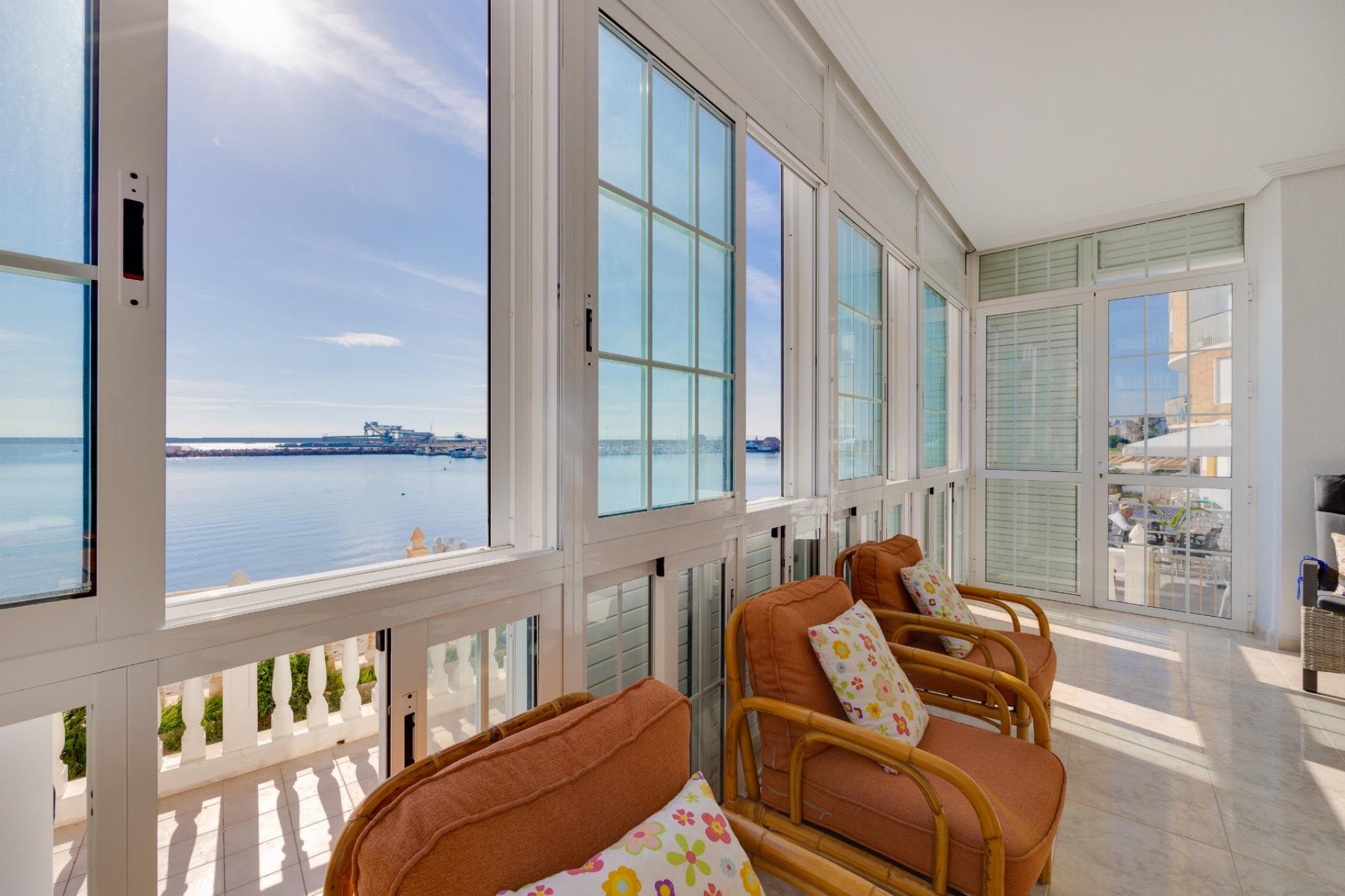 Resale - Apartment - Torrevieja - Playa del Acequión