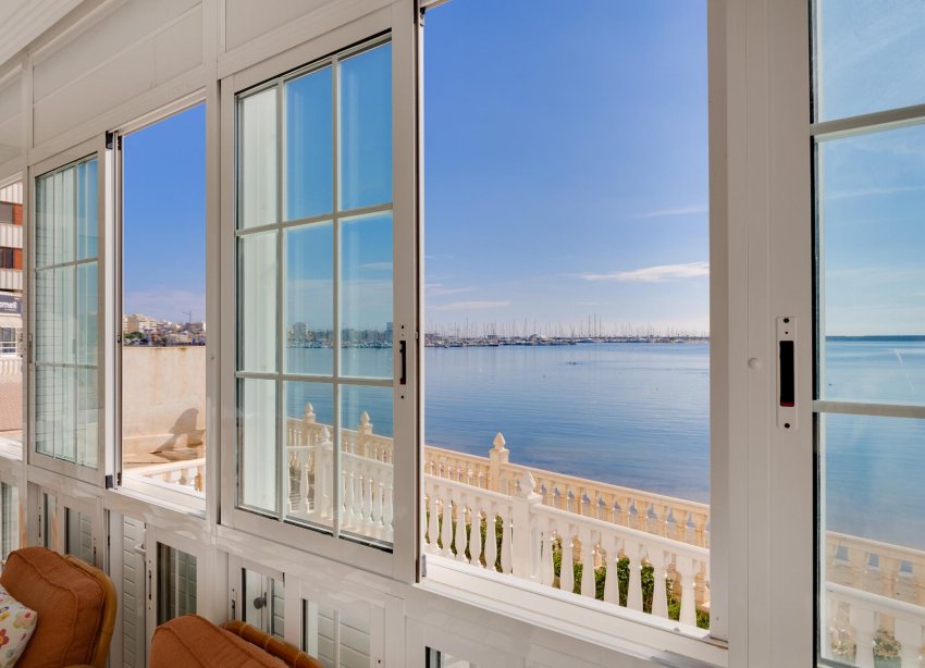 Resale - Apartment - Torrevieja - Playa del Acequión