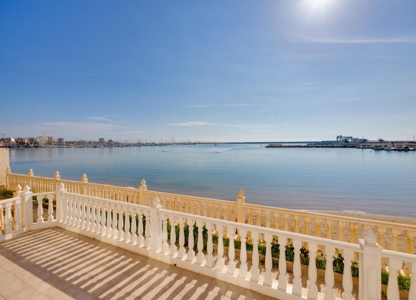 Resale - Apartment - Torrevieja - Playa del Acequión