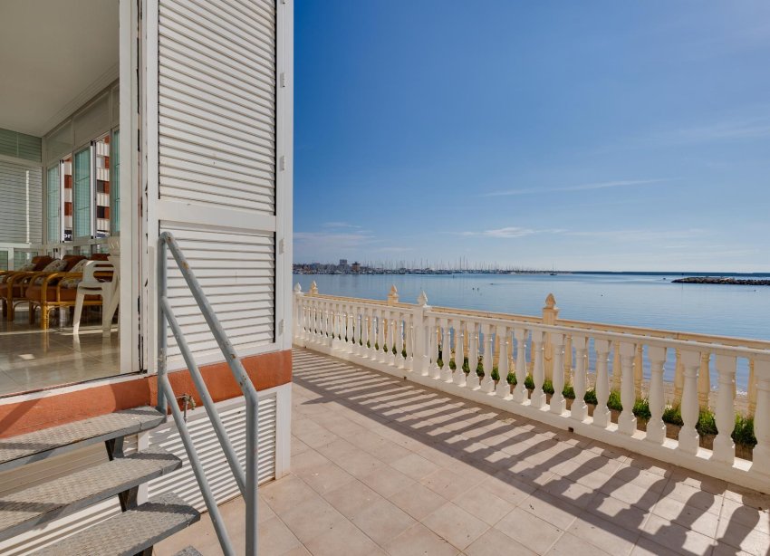 Resale - Apartment - Torrevieja - Playa del Acequión