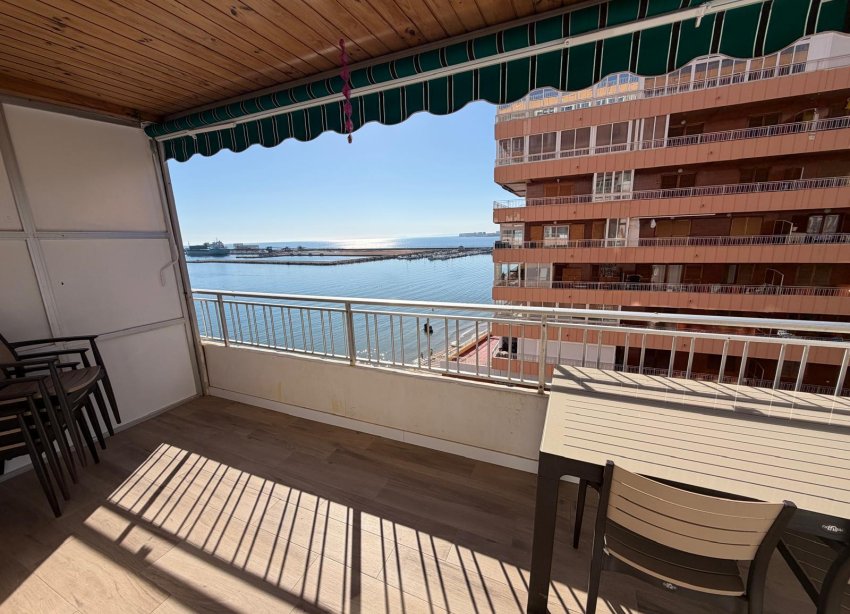 Resale - Apartment - Torrevieja - Playa del Acequión
