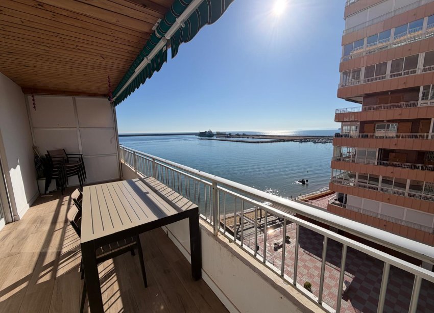 Resale - Apartment - Torrevieja - Playa del Acequión