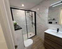 Resale - Apartment - Torrevieja - Playa del Acequión