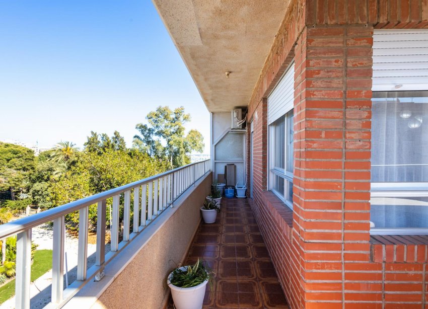 Resale - Apartment - Torrevieja - Playa del Acequión