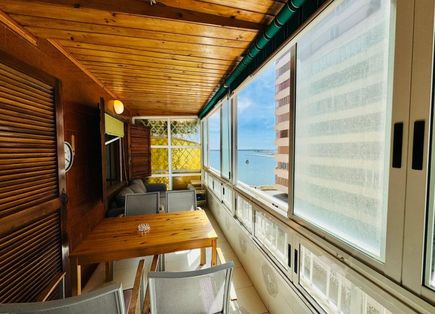 Resale - Apartment - Torrevieja - Playa del Acequión