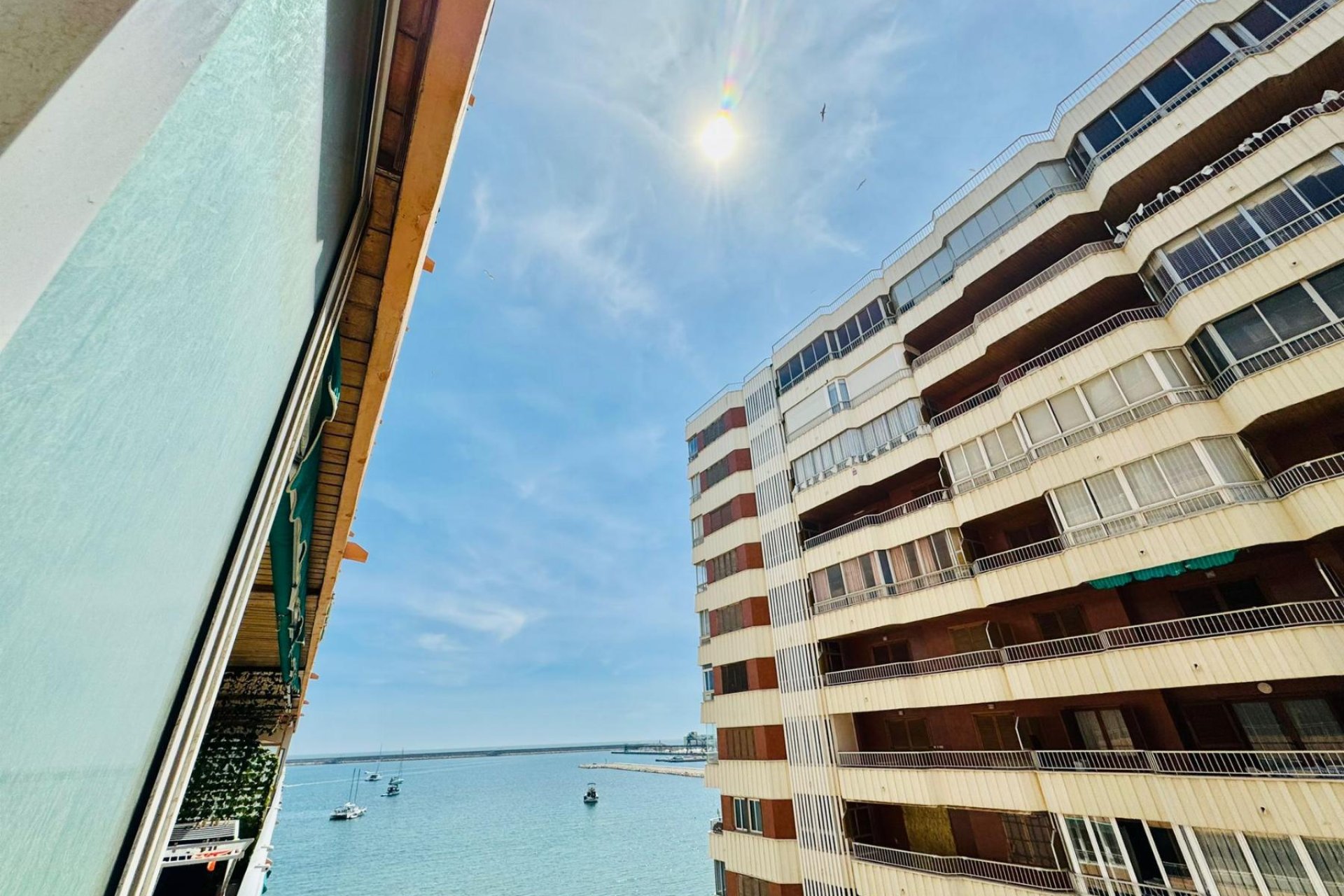 Resale - Apartment - Torrevieja - Playa del Acequión