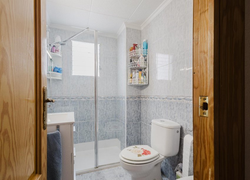 Resale - Apartment - Torrevieja - Playa del Acequión