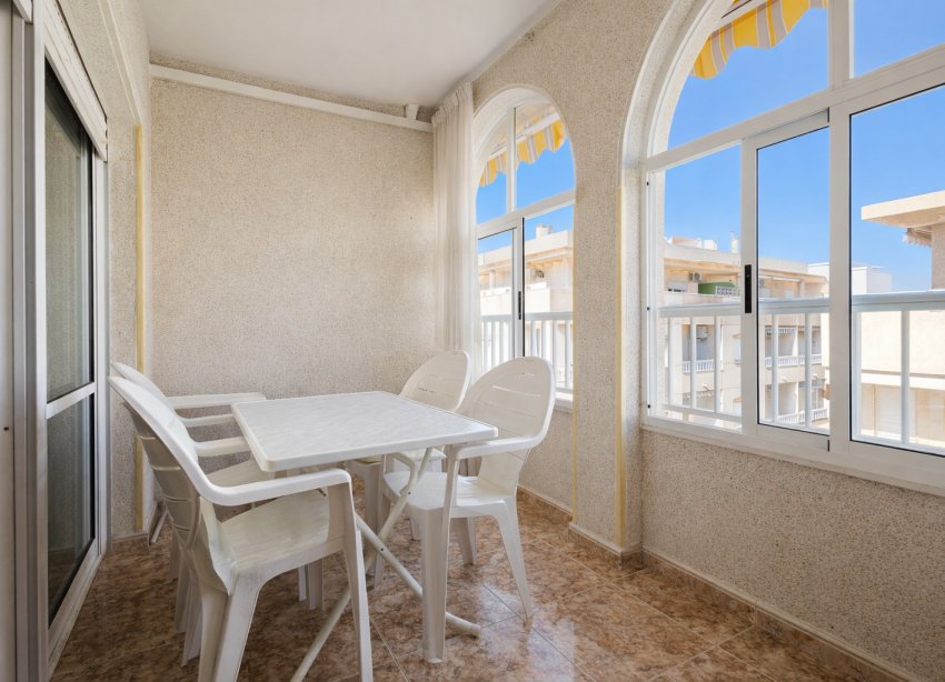 Resale - Apartment - Torrevieja - Playa del Acequión