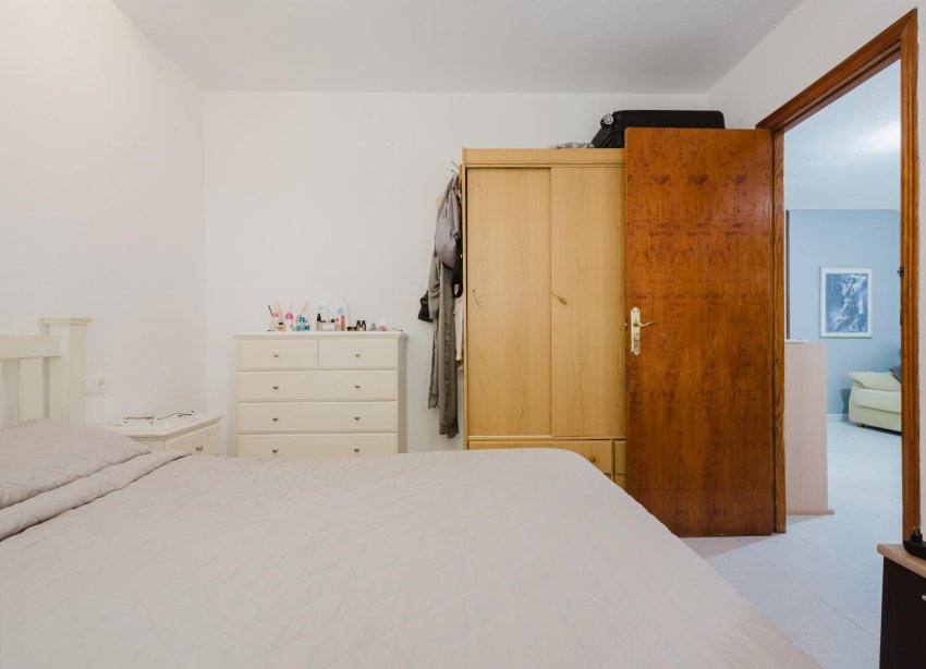 Resale - Apartment - Torrevieja - Playa del Acequión