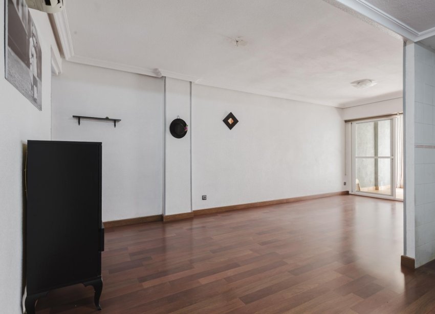 Resale - Apartment - Torrevieja - Playa del Acequión