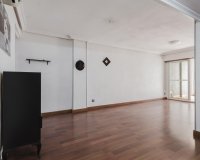 Resale - Apartment - Torrevieja - Playa del Acequión