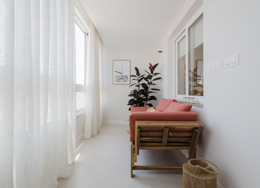 Resale - Apartment - Torrevieja - Playa del Acequión