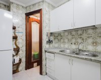 Resale - Apartment - Torrevieja - Playa del Acequión