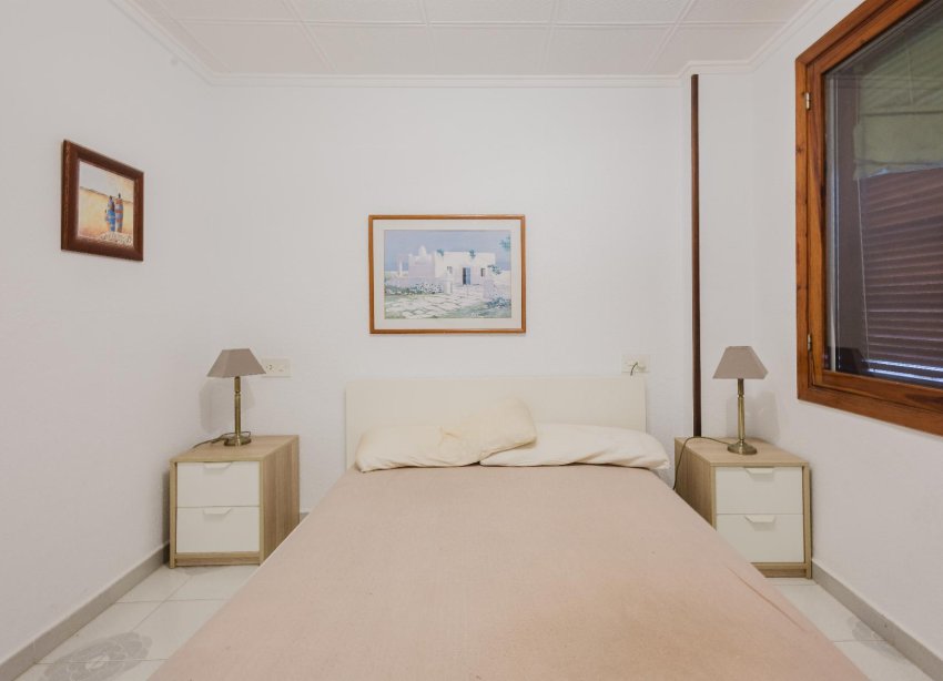 Resale - Apartment - Torrevieja - Playa del Acequión