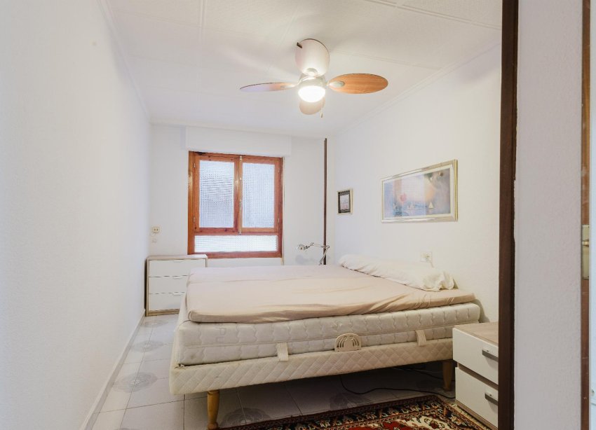 Resale - Apartment - Torrevieja - Playa del Acequión