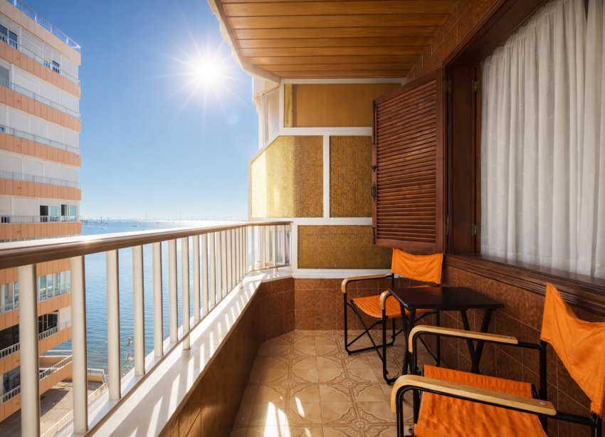 Resale - Apartment - Torrevieja - Playa del Acequión