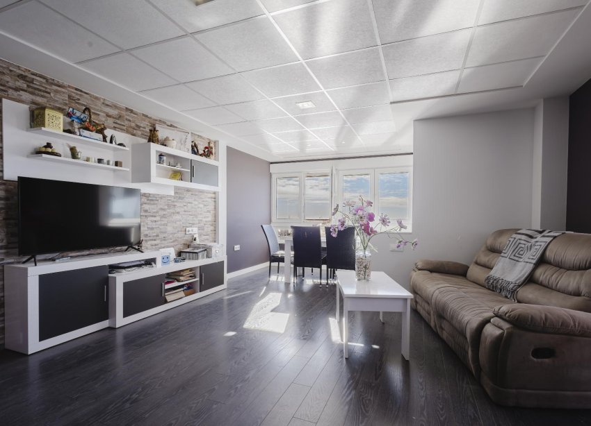 Resale - Apartment - Torrevieja - Playa del Acequión