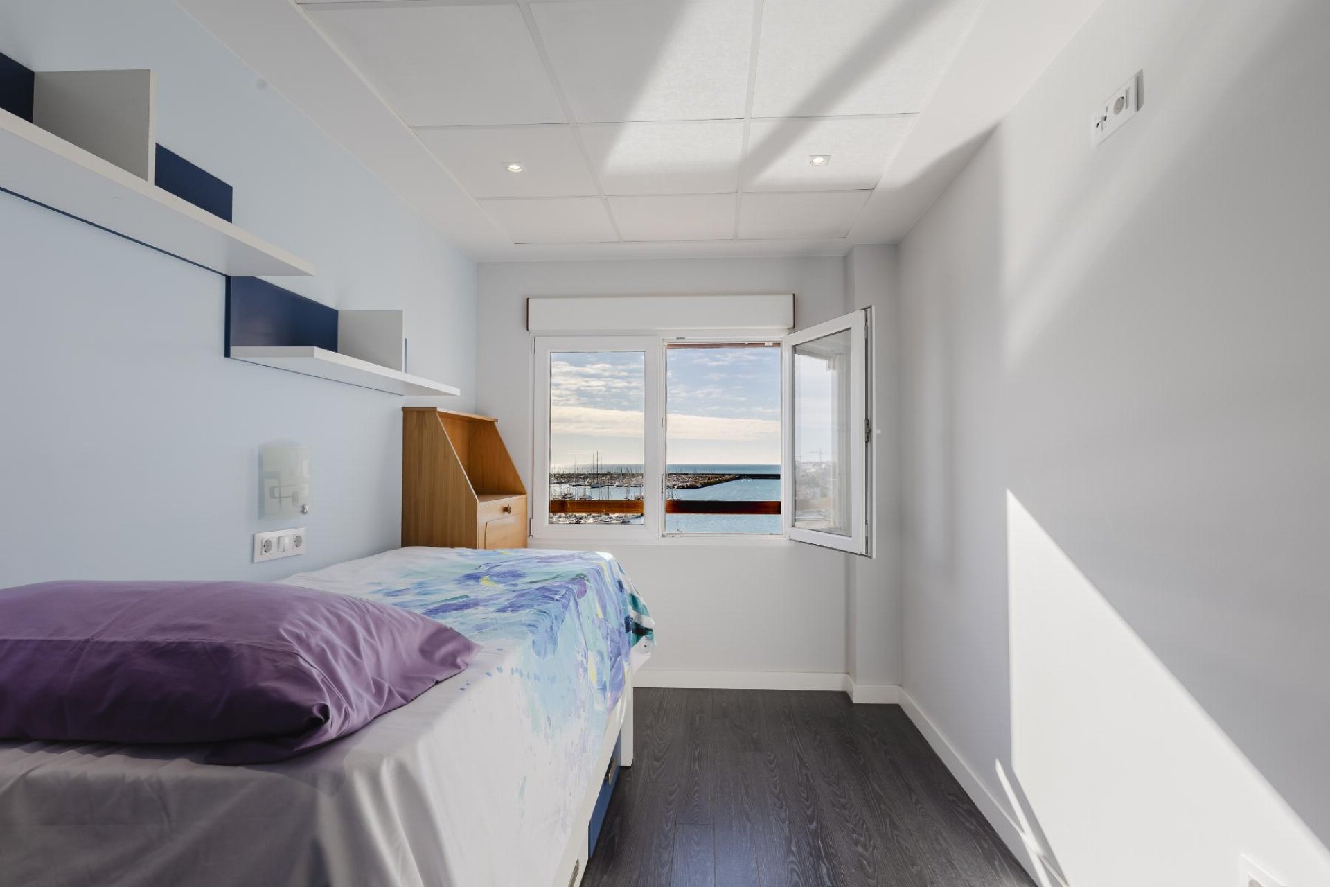 Resale - Apartment - Torrevieja - Playa del Acequión