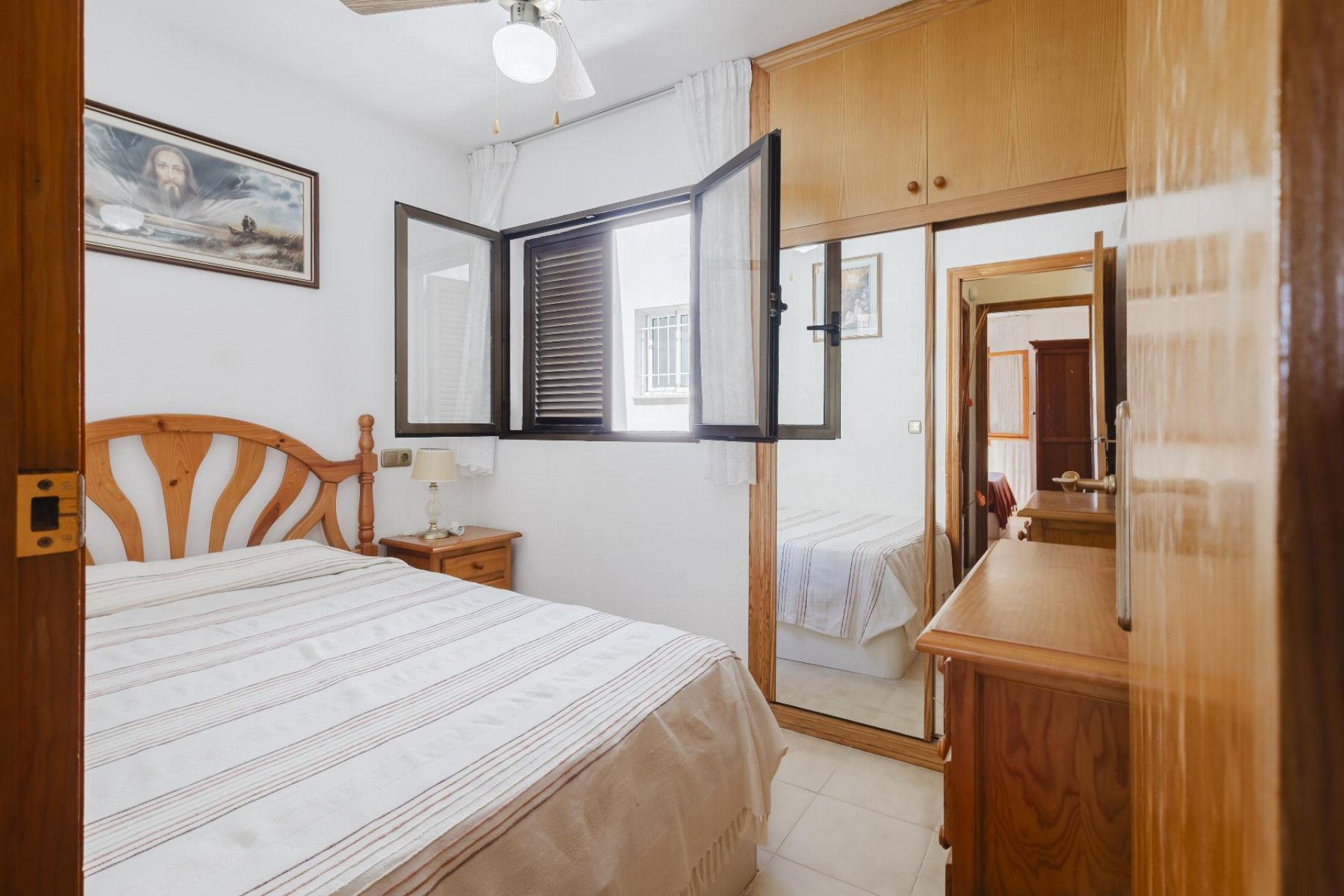 Resale - Apartment - Torrevieja - Playa del Acequión