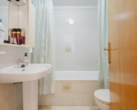 Resale - Apartment - Torrevieja - Playa del Acequión