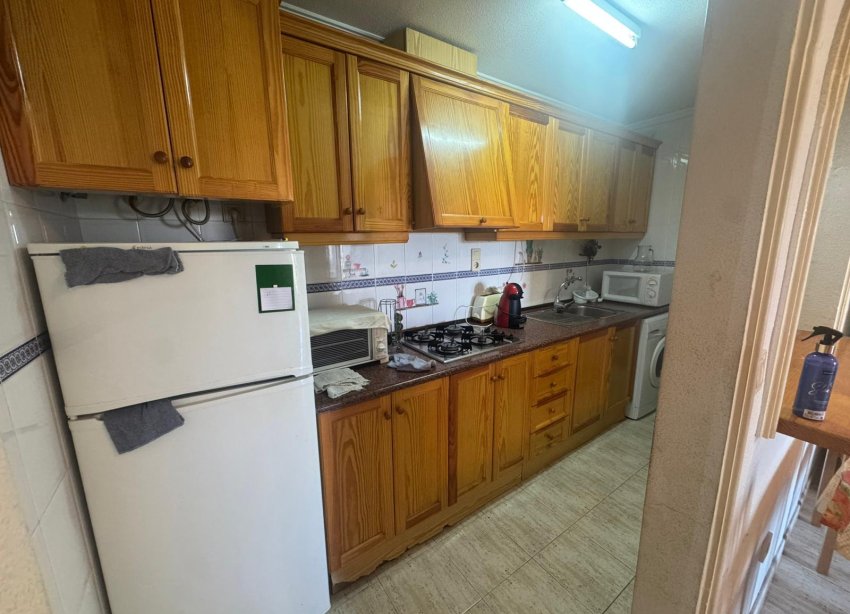 Resale - Apartment - Torrevieja - Playa del Acequión