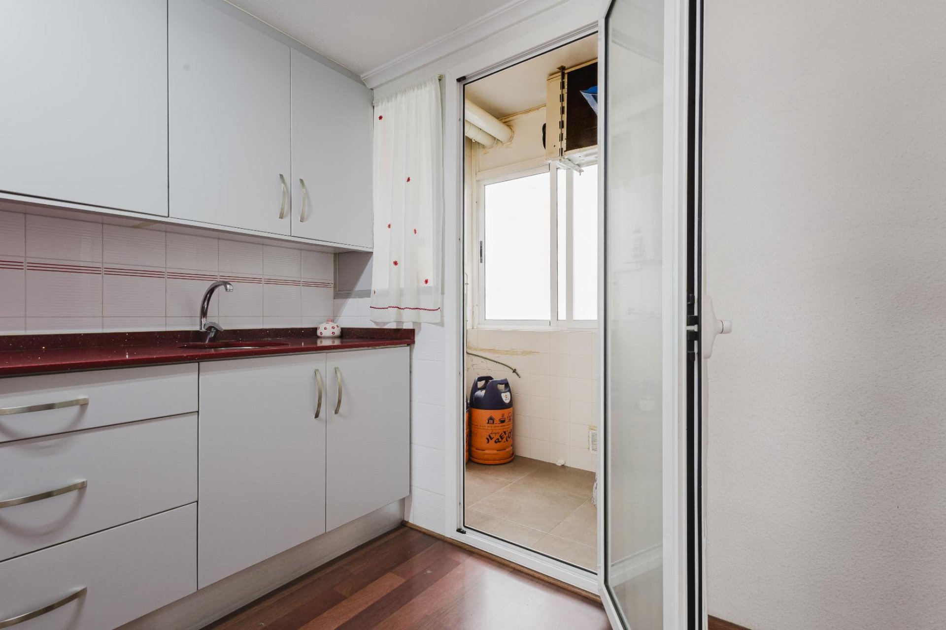 Resale - Apartment - Torrevieja - Playa del Acequión