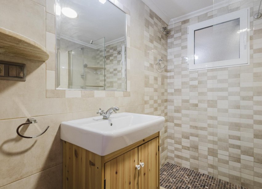 Resale - Apartment - Torrevieja - Playa del Acequión