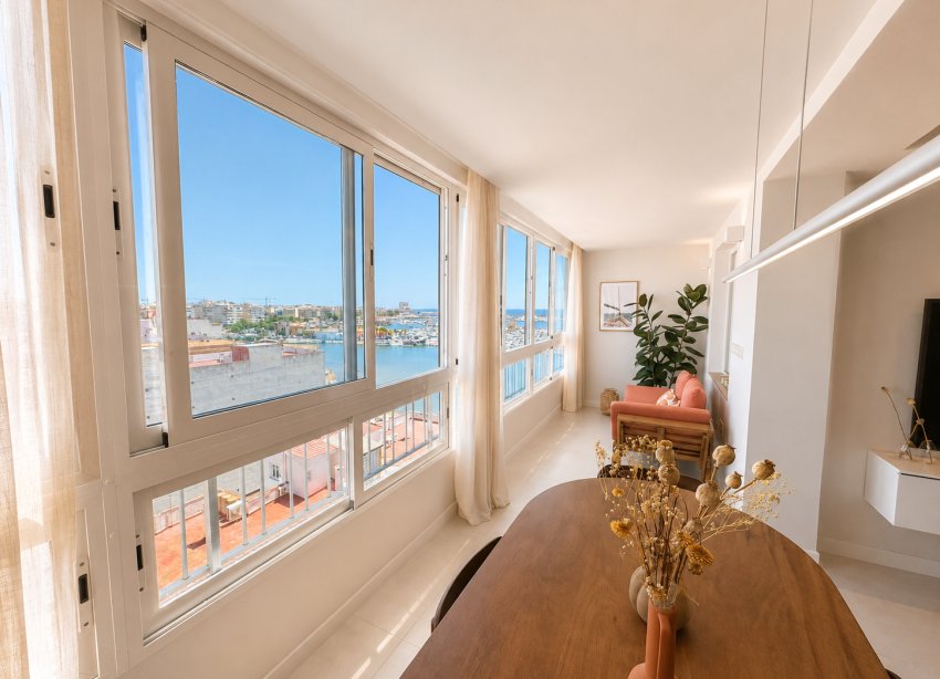 Resale - Apartment - Torrevieja - Playa del Acequión