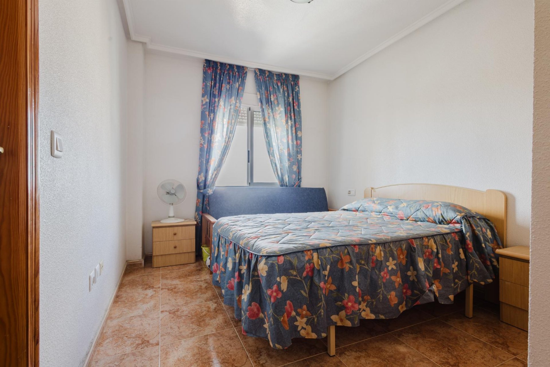 Resale - Apartment - Torrevieja - Playa del Acequión