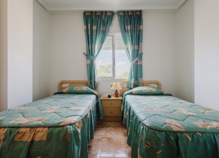 Resale - Apartment - Torrevieja - Playa del Acequión