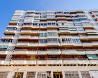 Resale - Apartment - Torrevieja - Playa del Acequión