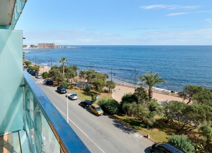 Resale - Apartment - Torrevieja - Playa del cura