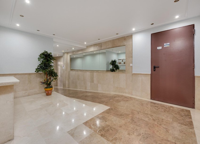 Resale - Apartment - Torrevieja - Playa del Cura