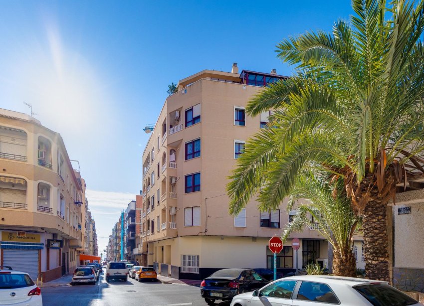 Resale - Apartment - Torrevieja - Playa del Cura