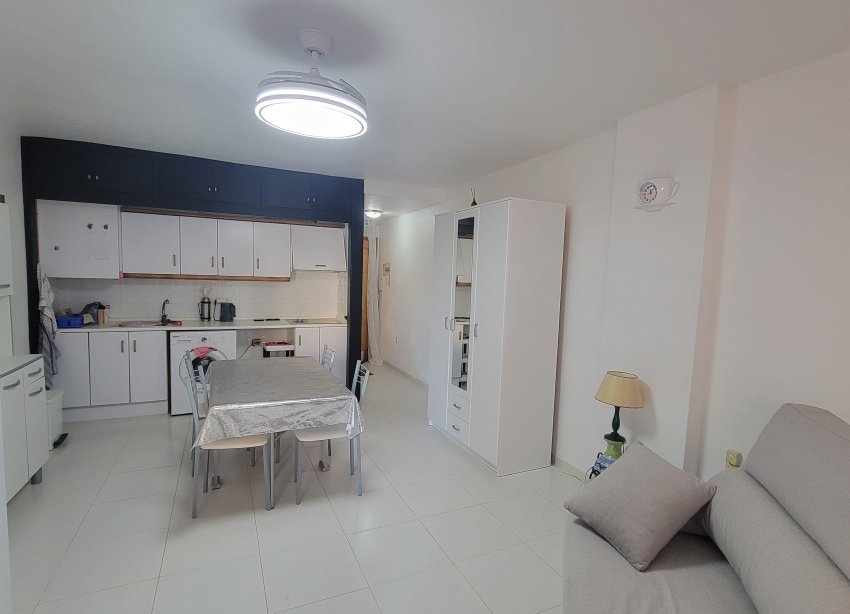 Resale - Apartment - Torrevieja - Playa del cura