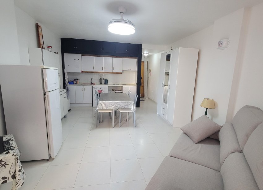 Resale - Apartment - Torrevieja - Playa del cura