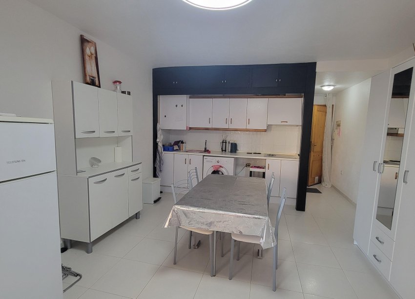 Resale - Apartment - Torrevieja - Playa del cura