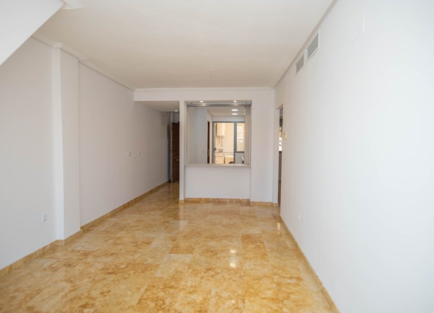 Resale - Apartment - Torrevieja - Playa del Cura