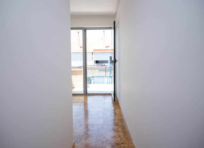 Resale - Apartment - Torrevieja - Playa del Cura