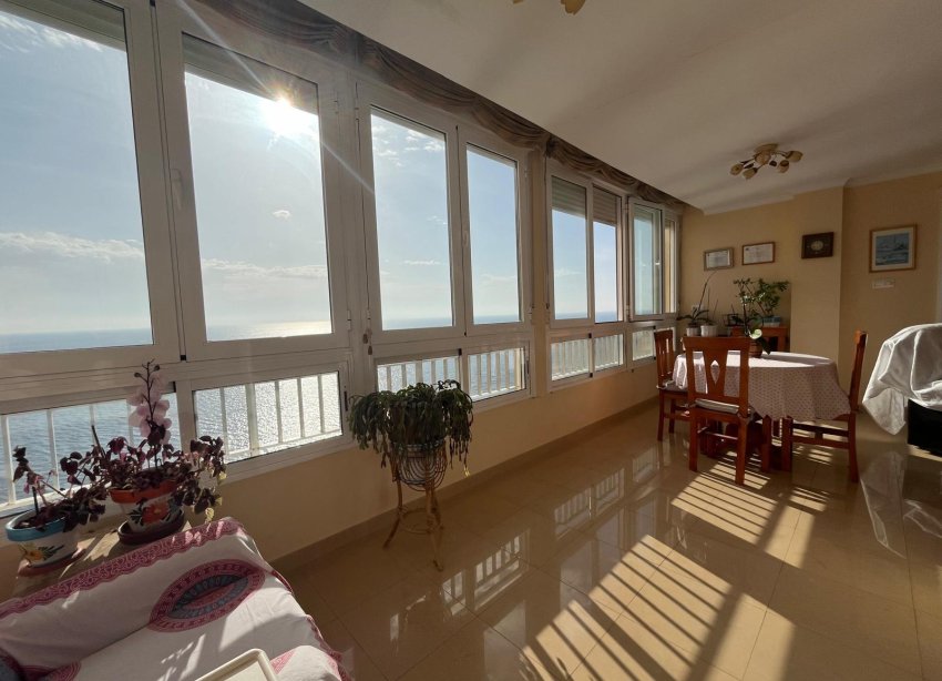 Resale - Apartment - Torrevieja - Playa del cura